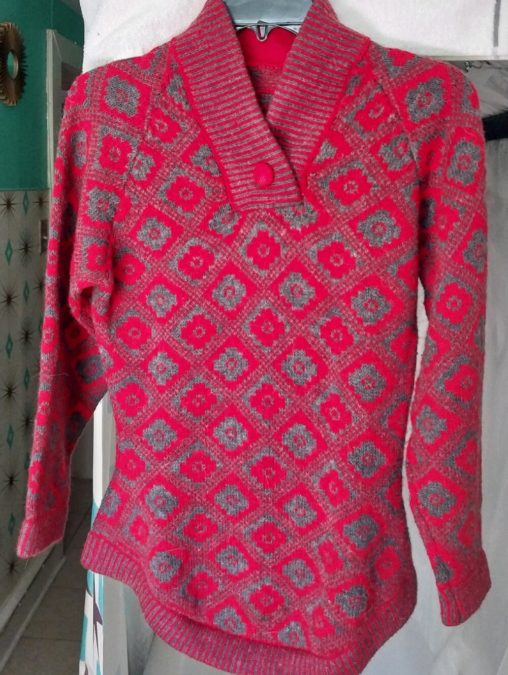 Handknit Sweater From Peru In Great Condition